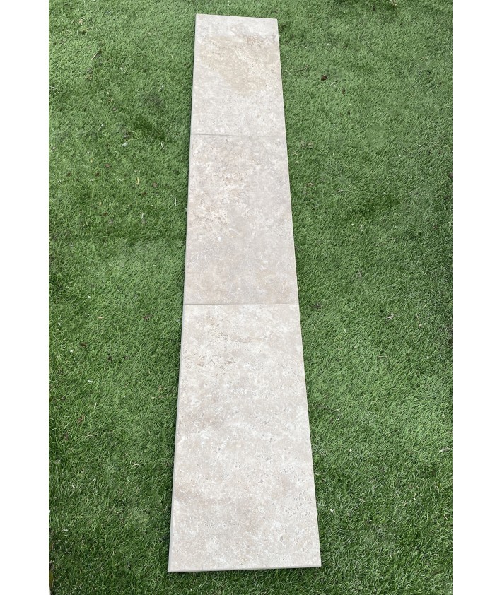 Margelle piscine gris 29x60 bord demi-rond Margelle piscine gris 29x60 bord demi-rond