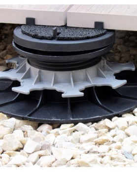 plot autonivelant pour monter une terrasse en pente