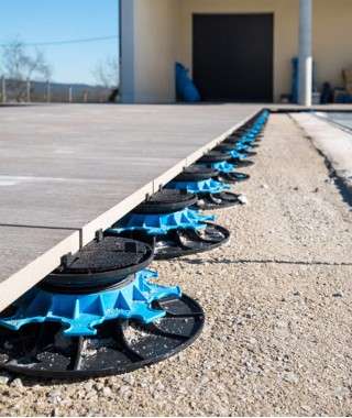 Les plots Jouplast Essentiel HD 80-140mm  terrasse